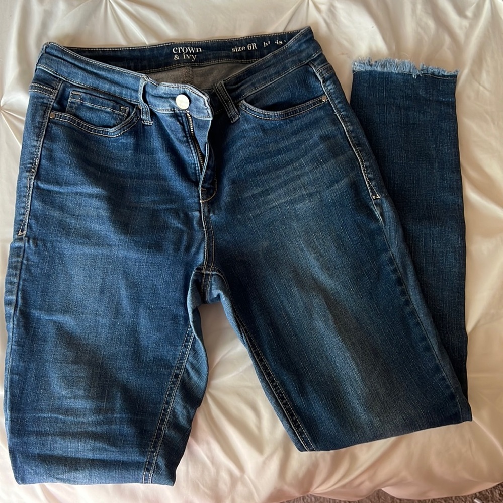 Crown and Ivy high rise skinny jeans size 6